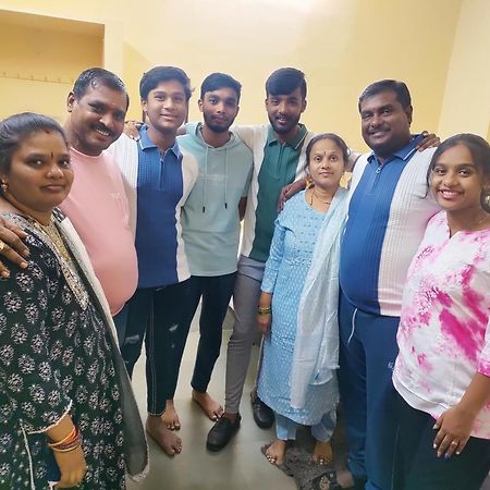 Ramashray Guest House Ujjain Buitenkant foto